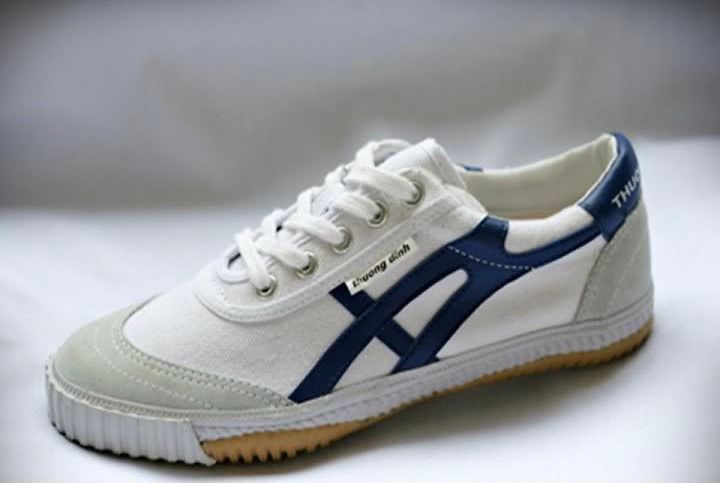 Khác biệt vui giữa Onitsuka và Thượng Đình