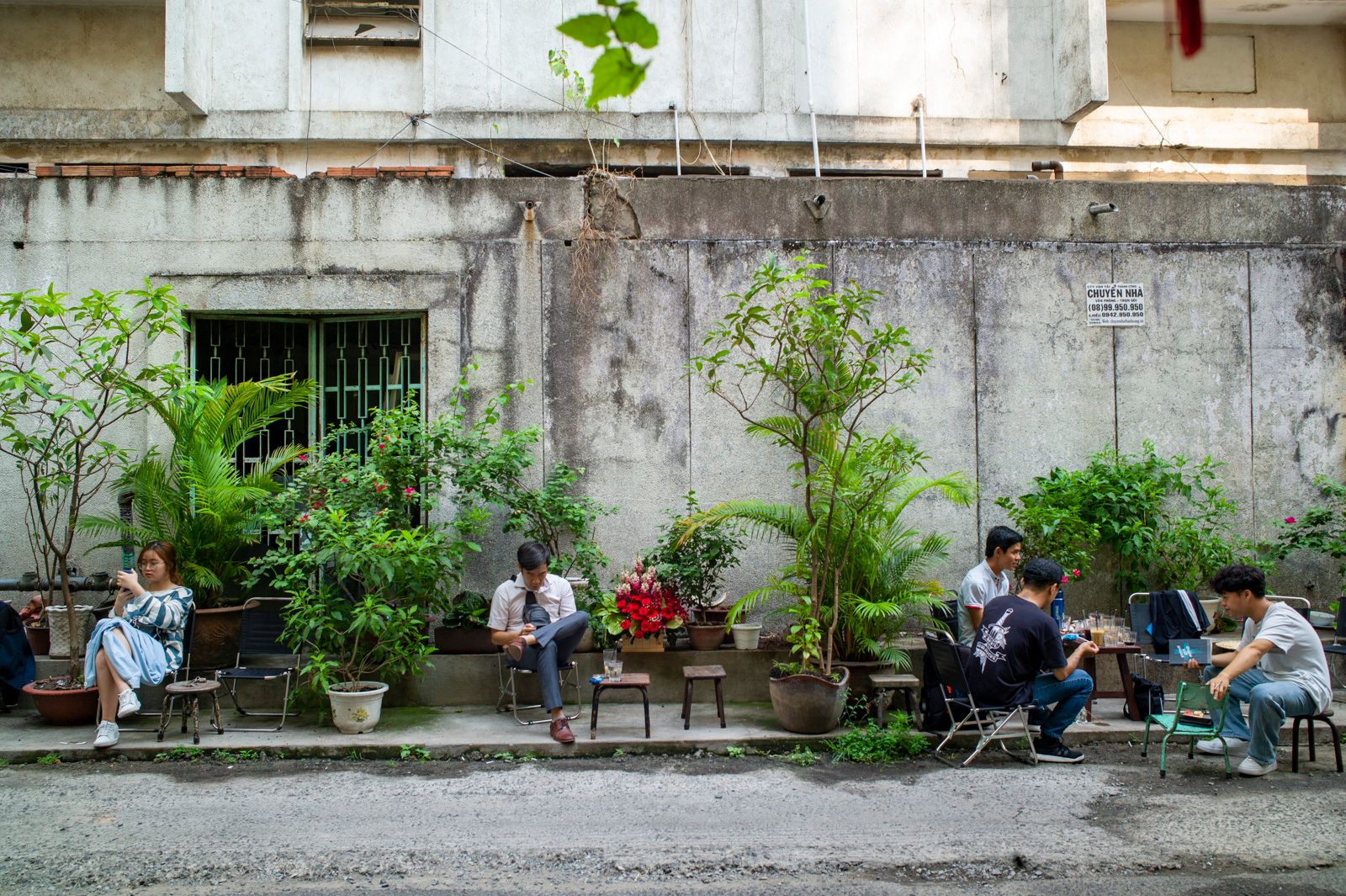Du lịch gần nhà