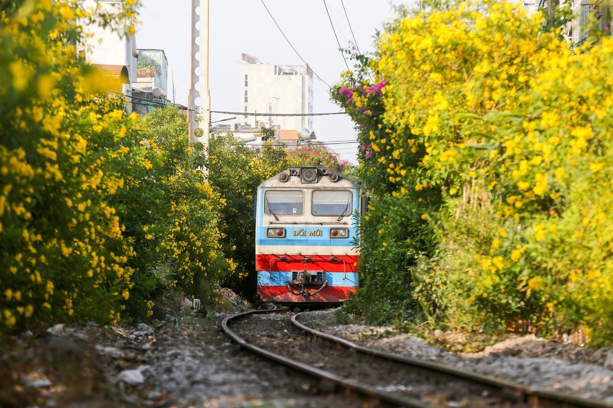Chuyến tàu Việt Nam huyền thoại