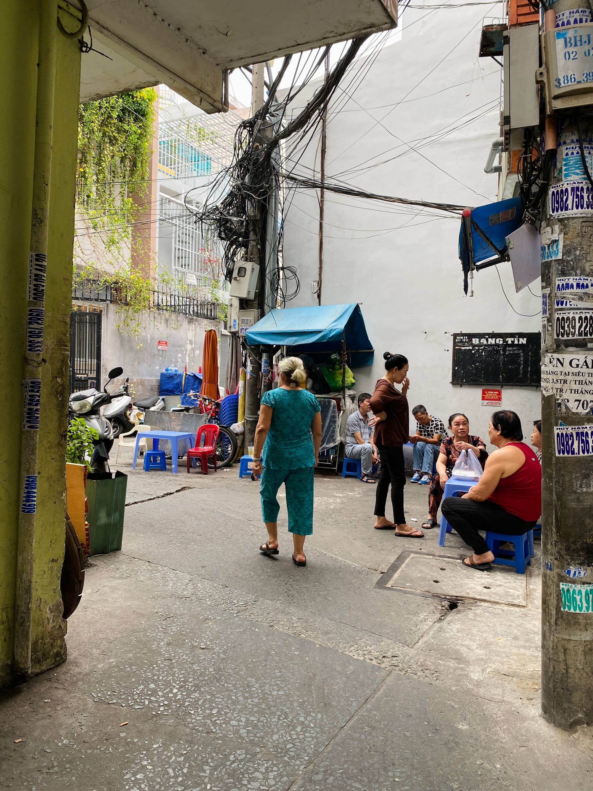 Có gì trong hẻm Sài Gòn?