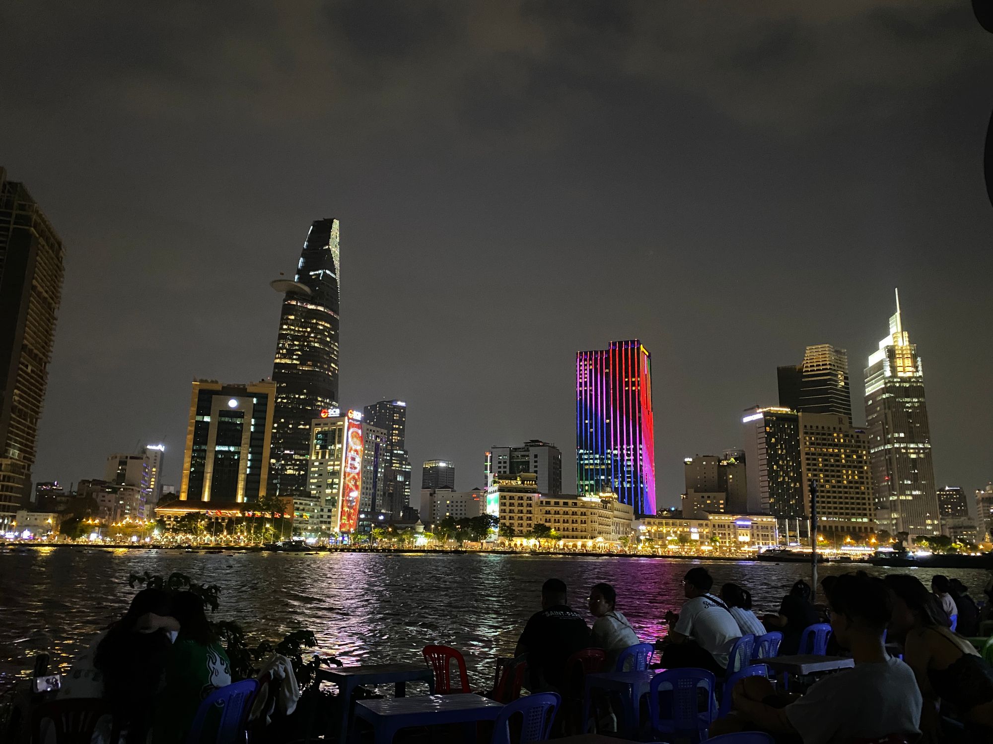 Những góc hoàng hôn ở Sài Gòn