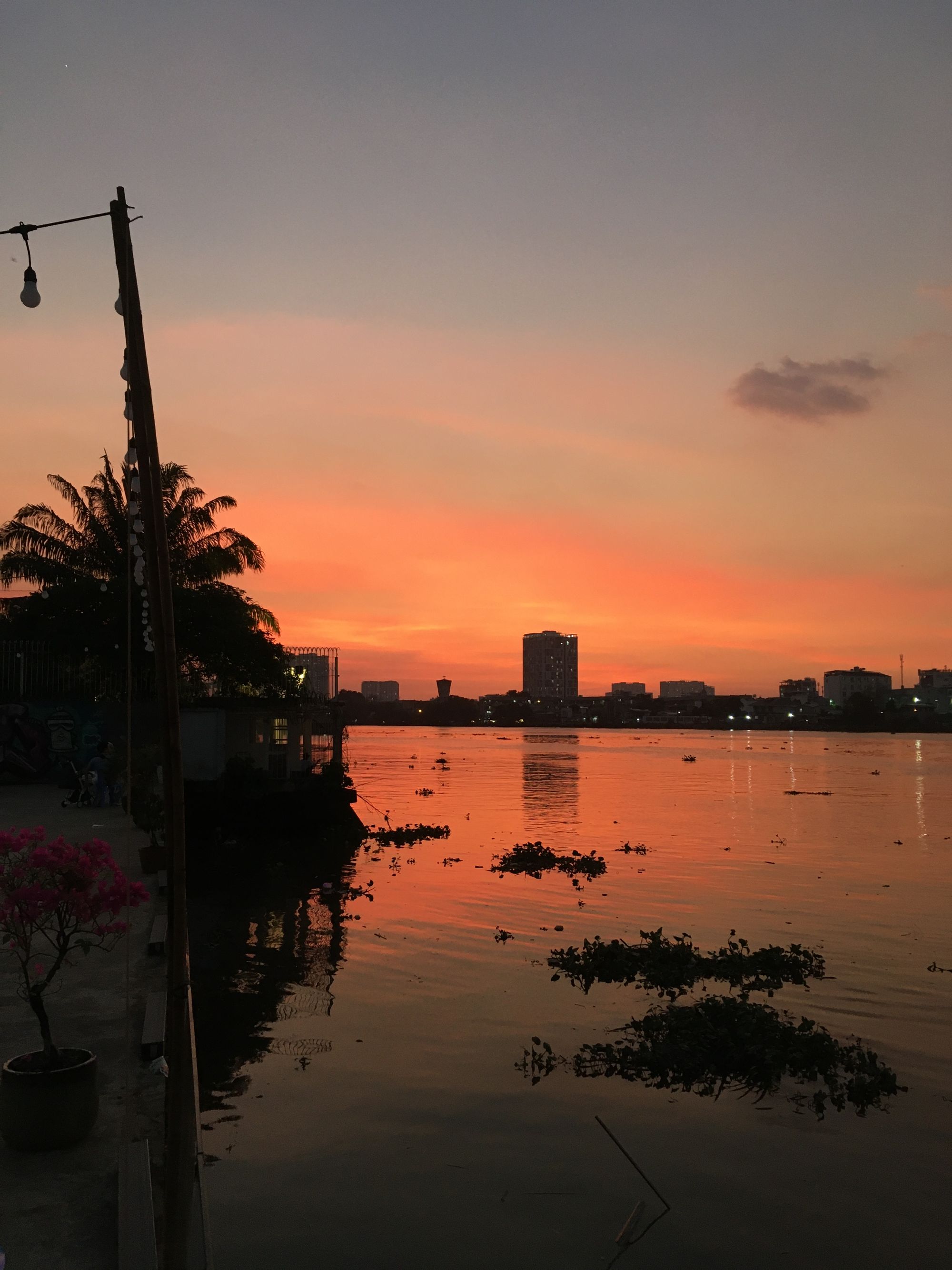 Những góc hoàng hôn ở Sài Gòn