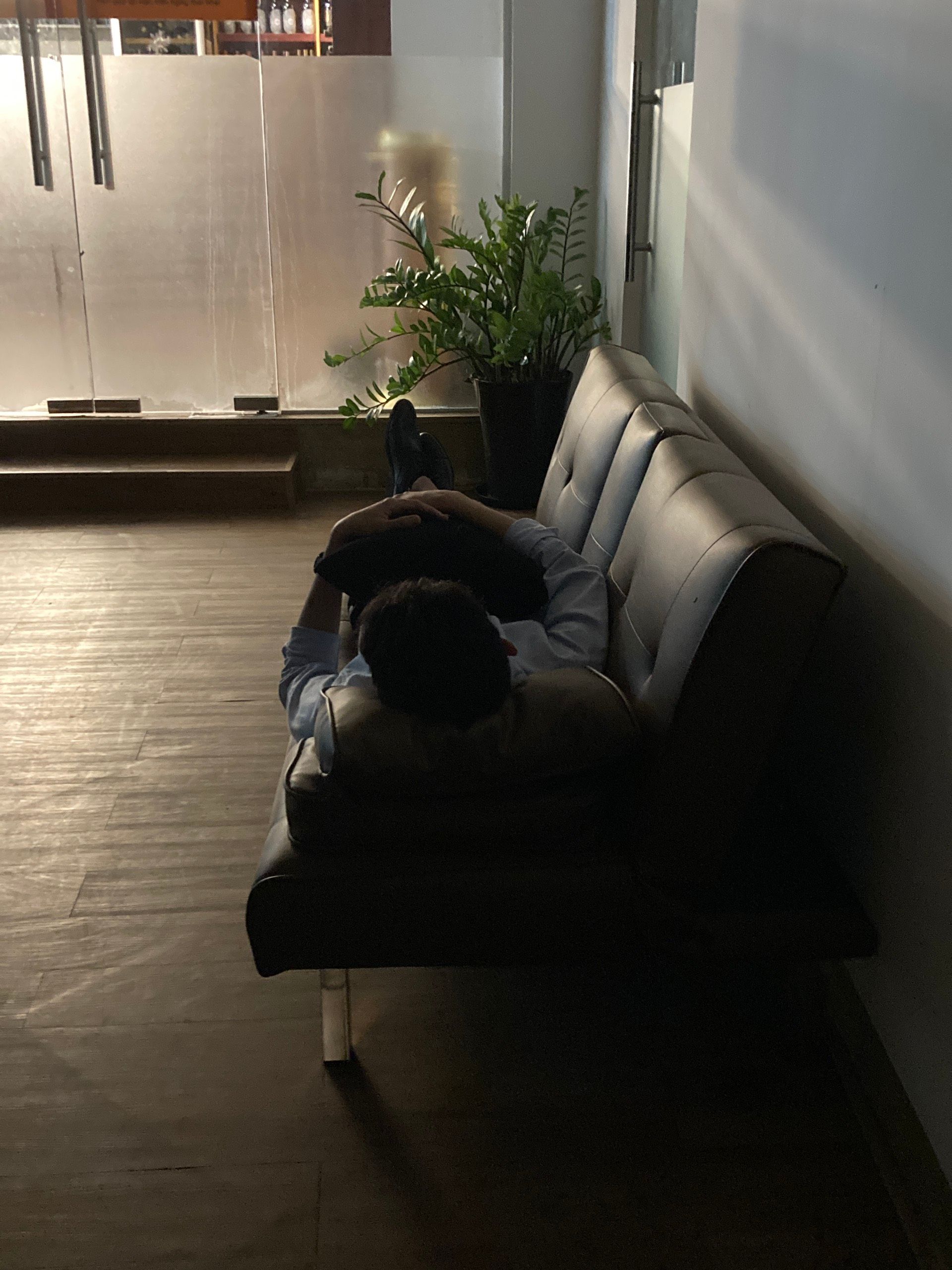 Những điều buồn cười về đi làm và ngủ trưa