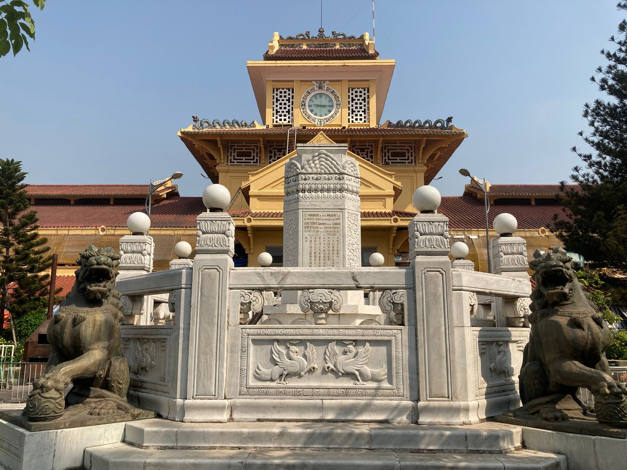 Chợ lớn nhất Sài Gòn