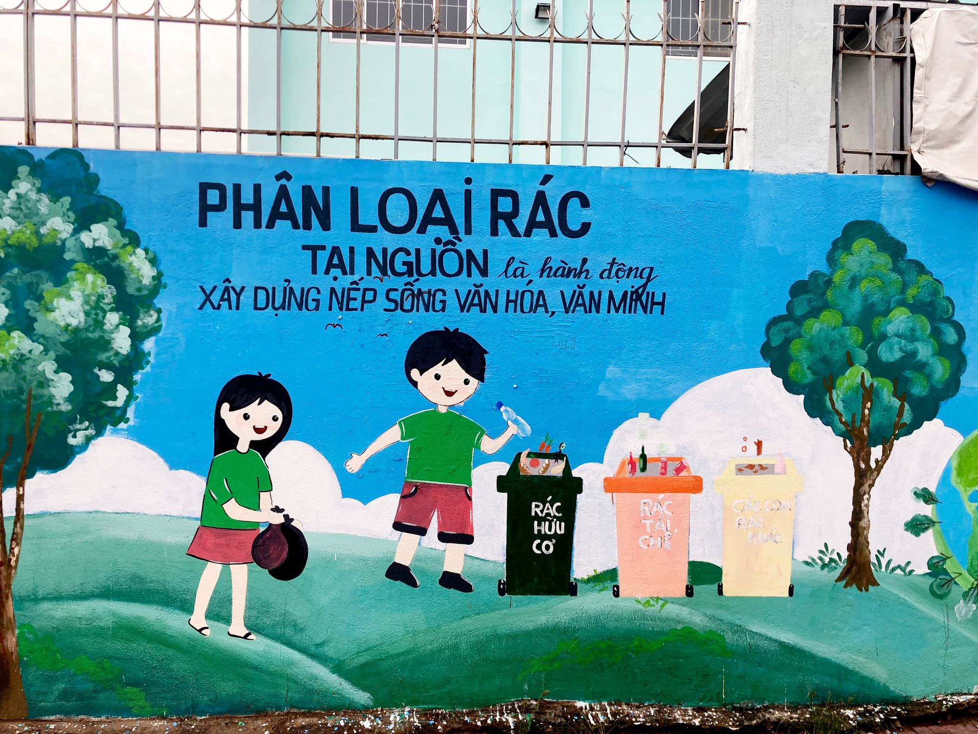 Những bức tranh trên đường Sài Gòn