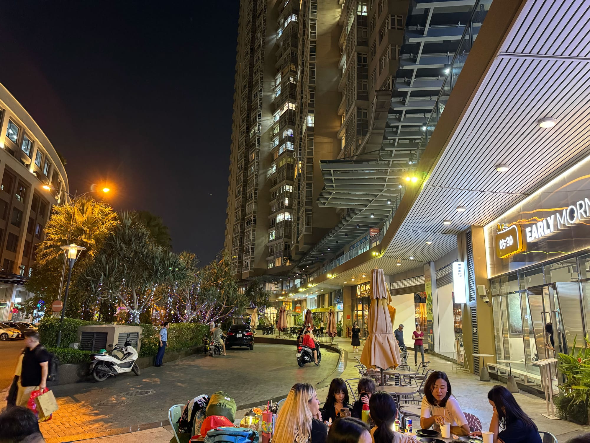Saigon Pearl