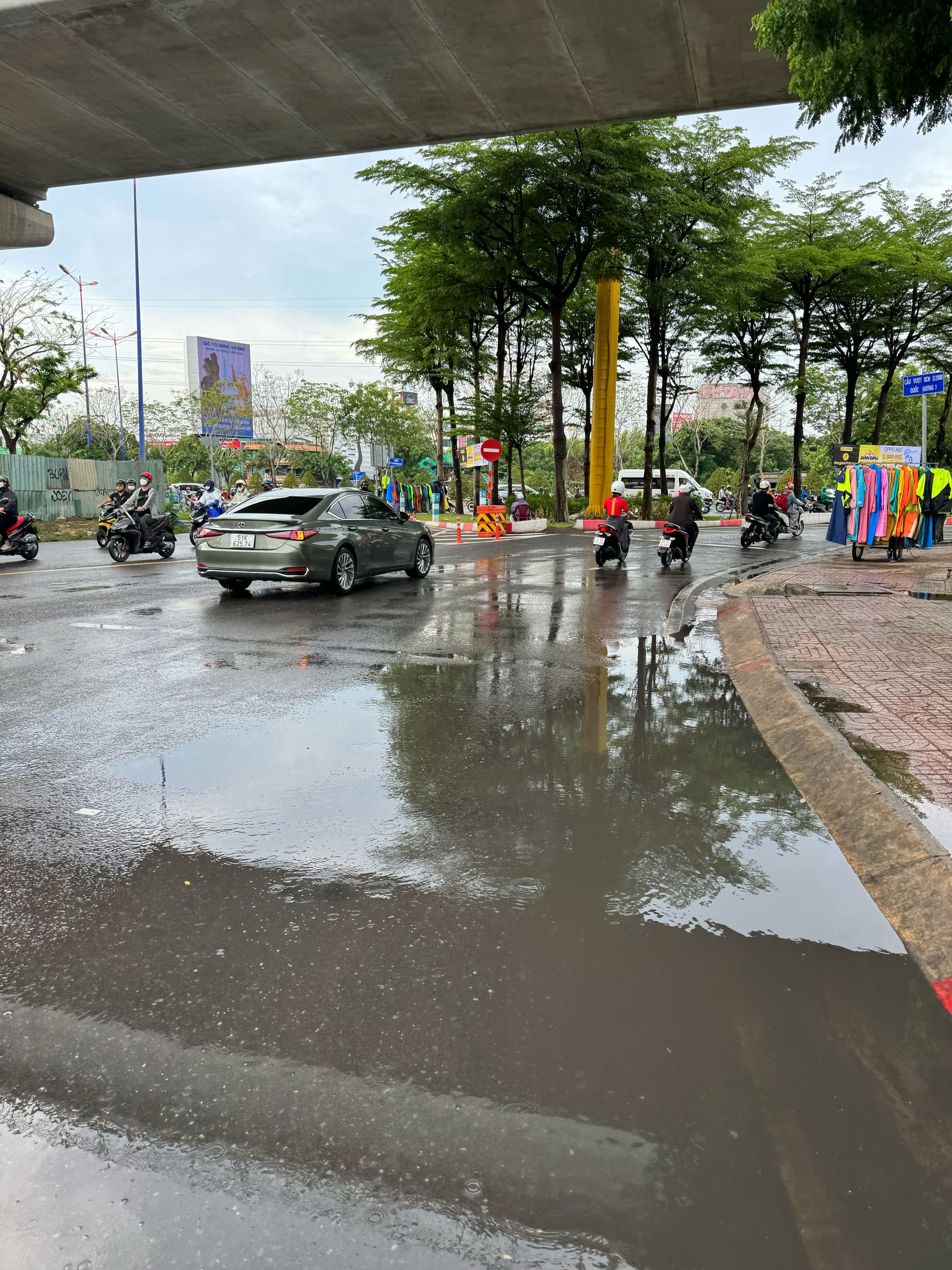 Một ngày ở Sài Gòn