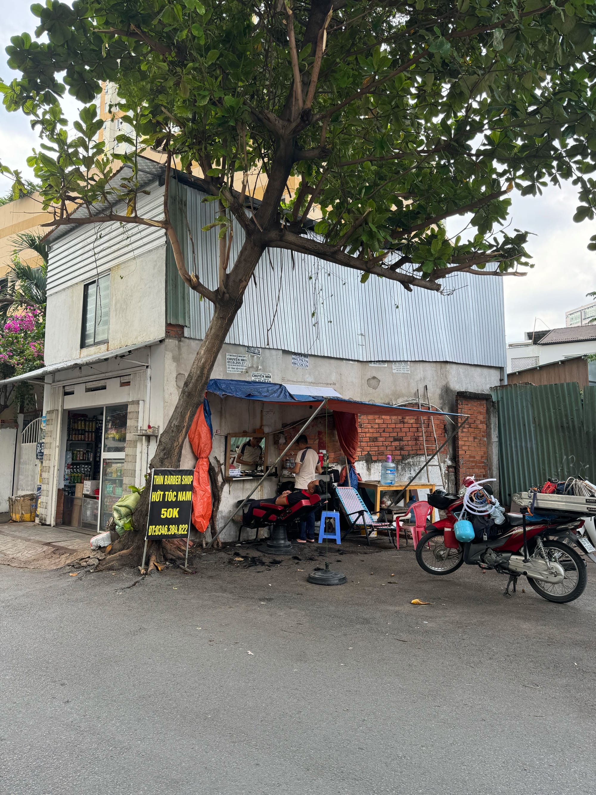 Một ngày ở Sài Gòn
