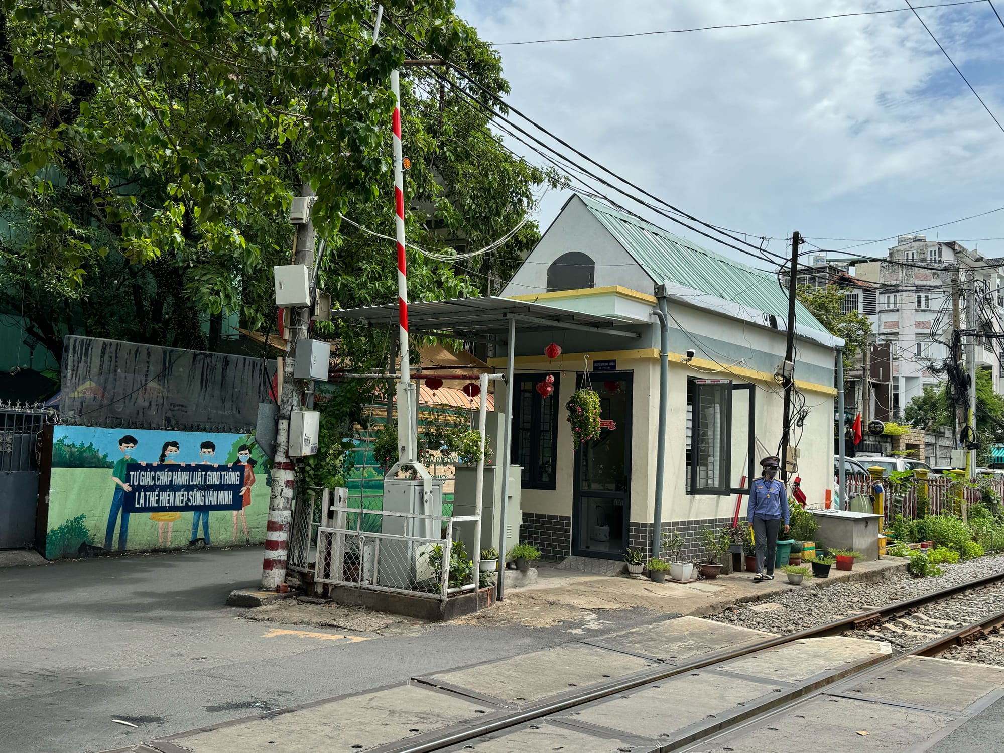 Khám phá con hẻm dài nhất Sài Gòn
