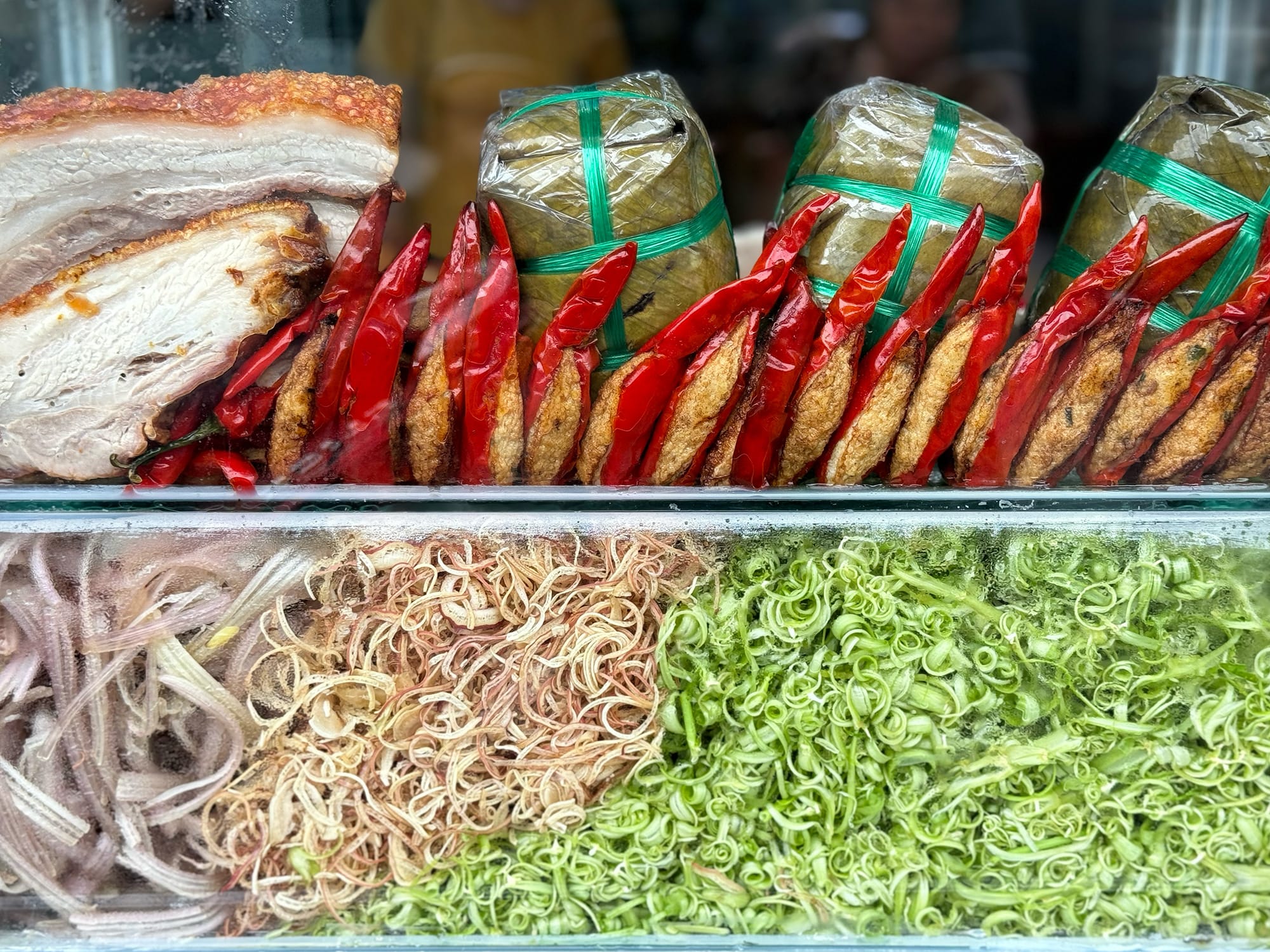 Ba ốc đảo kỳ lạ giữa Sài Gòn