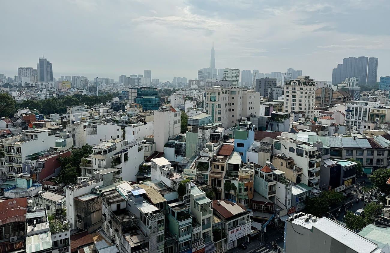 Tại sao mọi người hay bấm còi?
