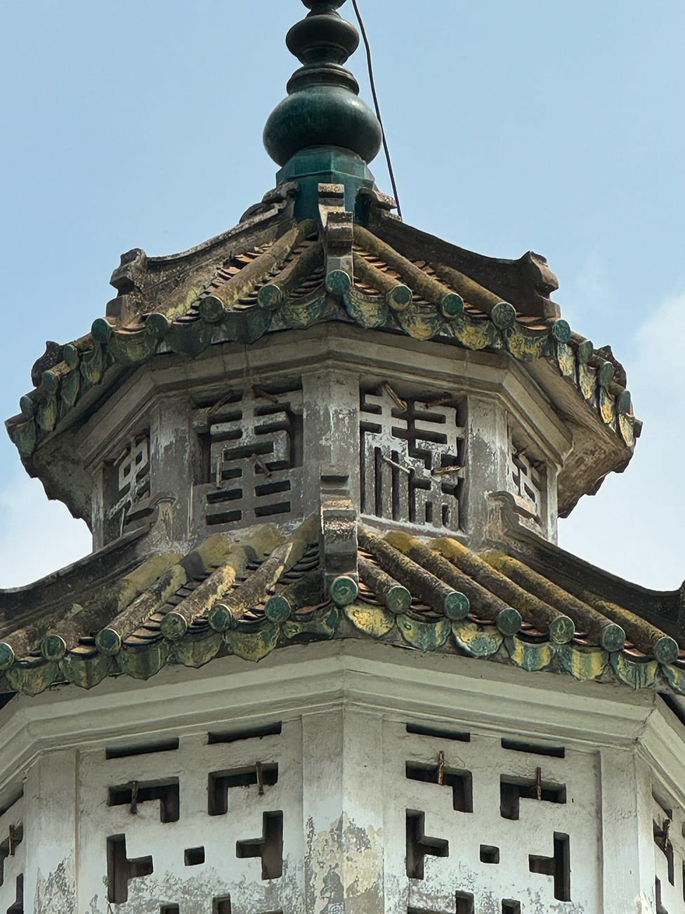Có một ngôi chợ bí ẩn