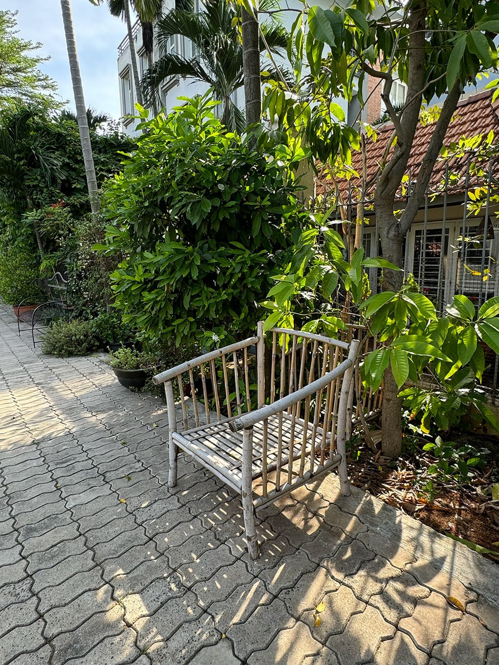Chill ở ngôi làng đẹp bên sông