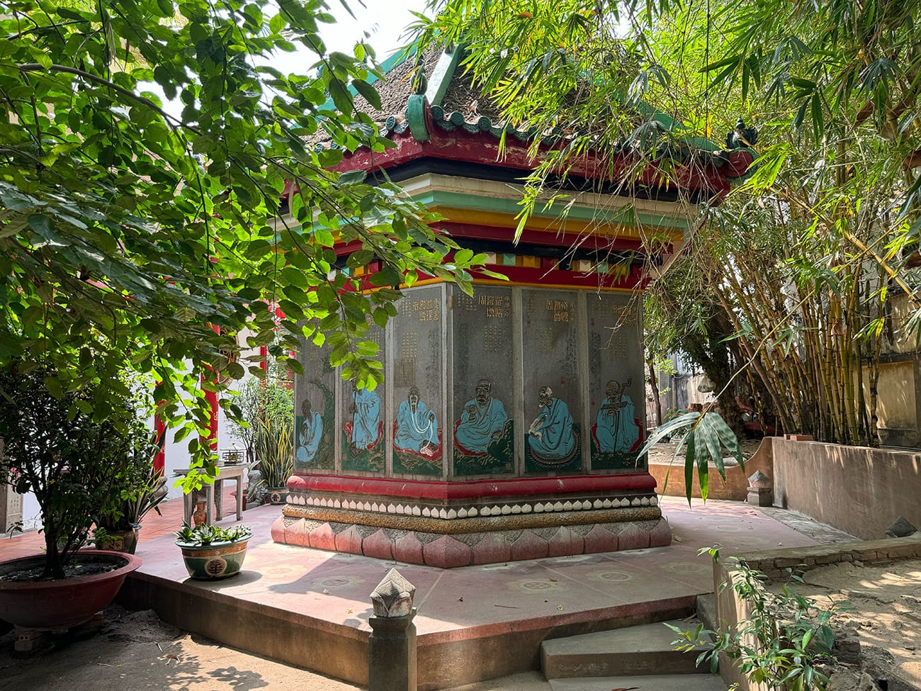 Một ngôi chùa chỉ có trong điện ảnh