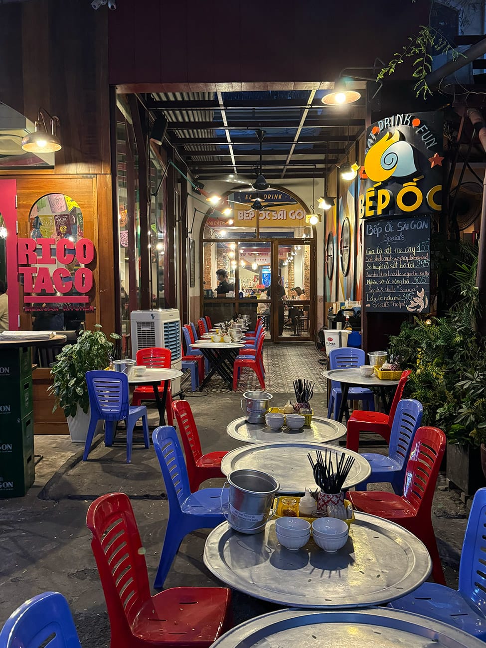 Chill trong một di tích cũ