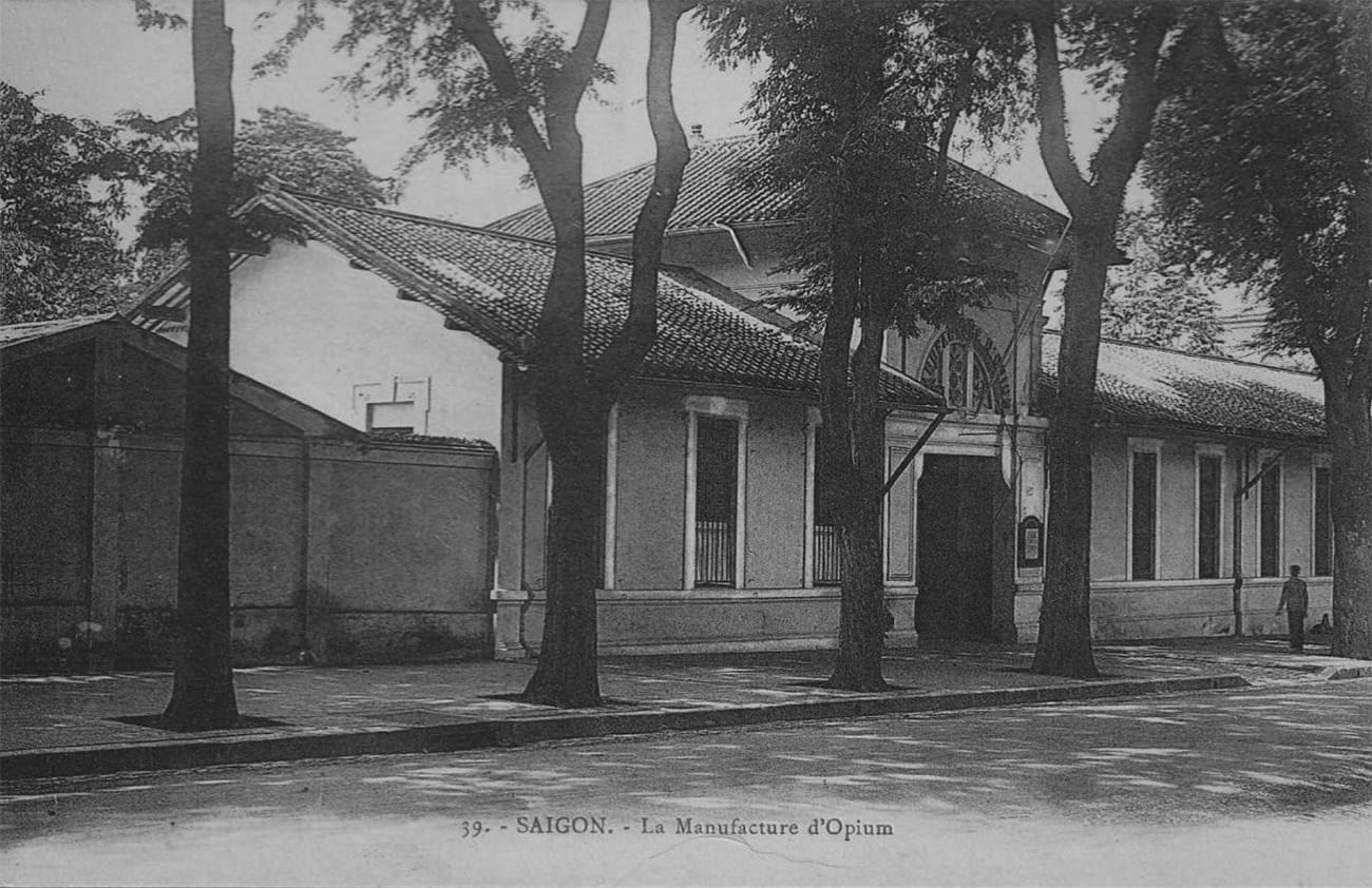 Chill trong một di tích cũ