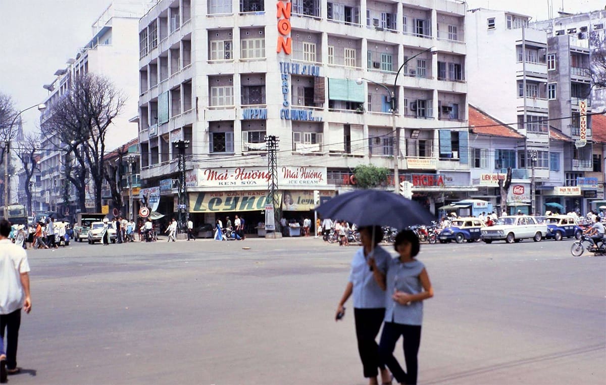 Bí mật lộng lẫy của giếng trời và ánh sáng