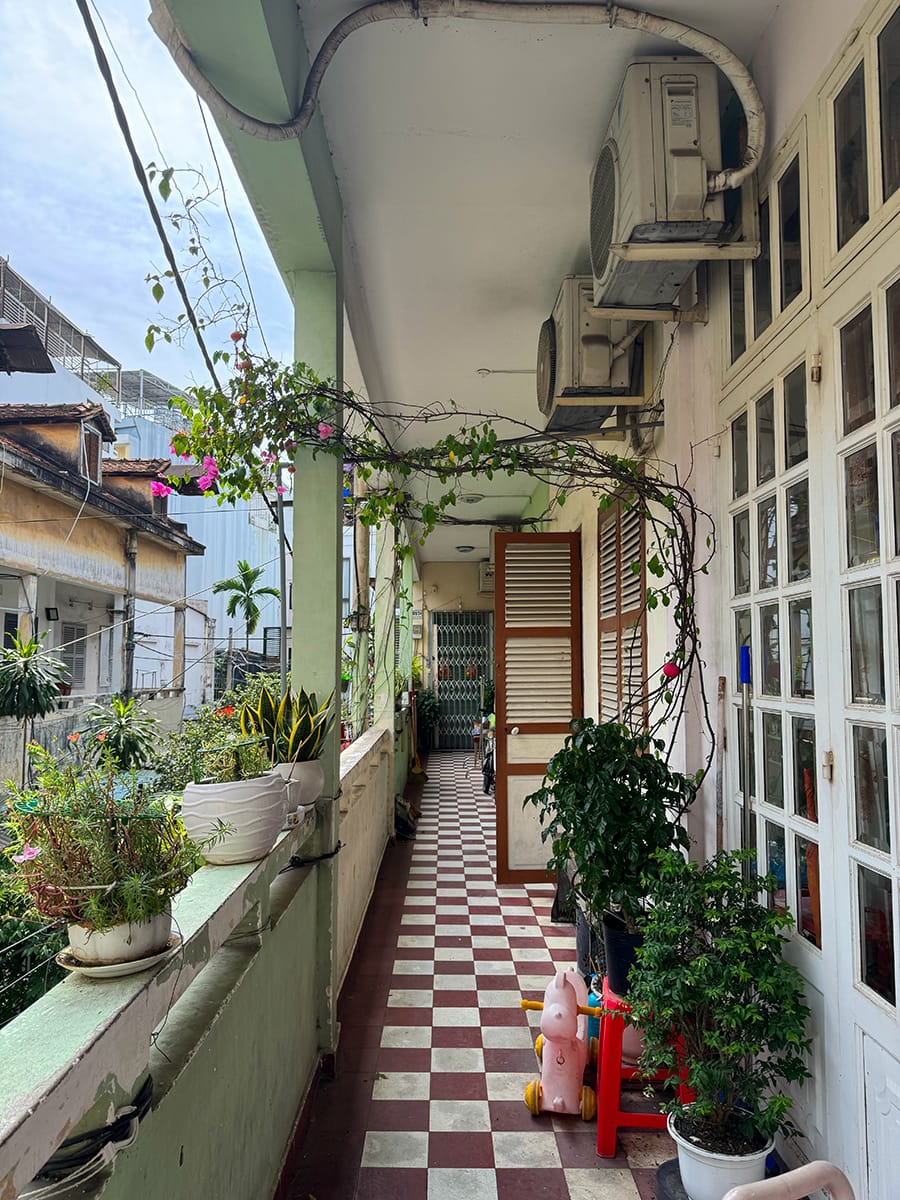 Cư xá bước ra từ một bài hát