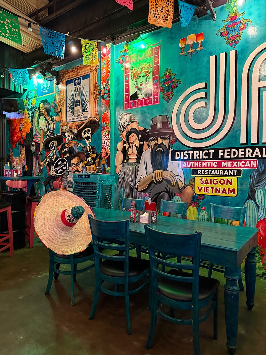 Ngày cô hồn kiểu Mexico ở Sài Gòn