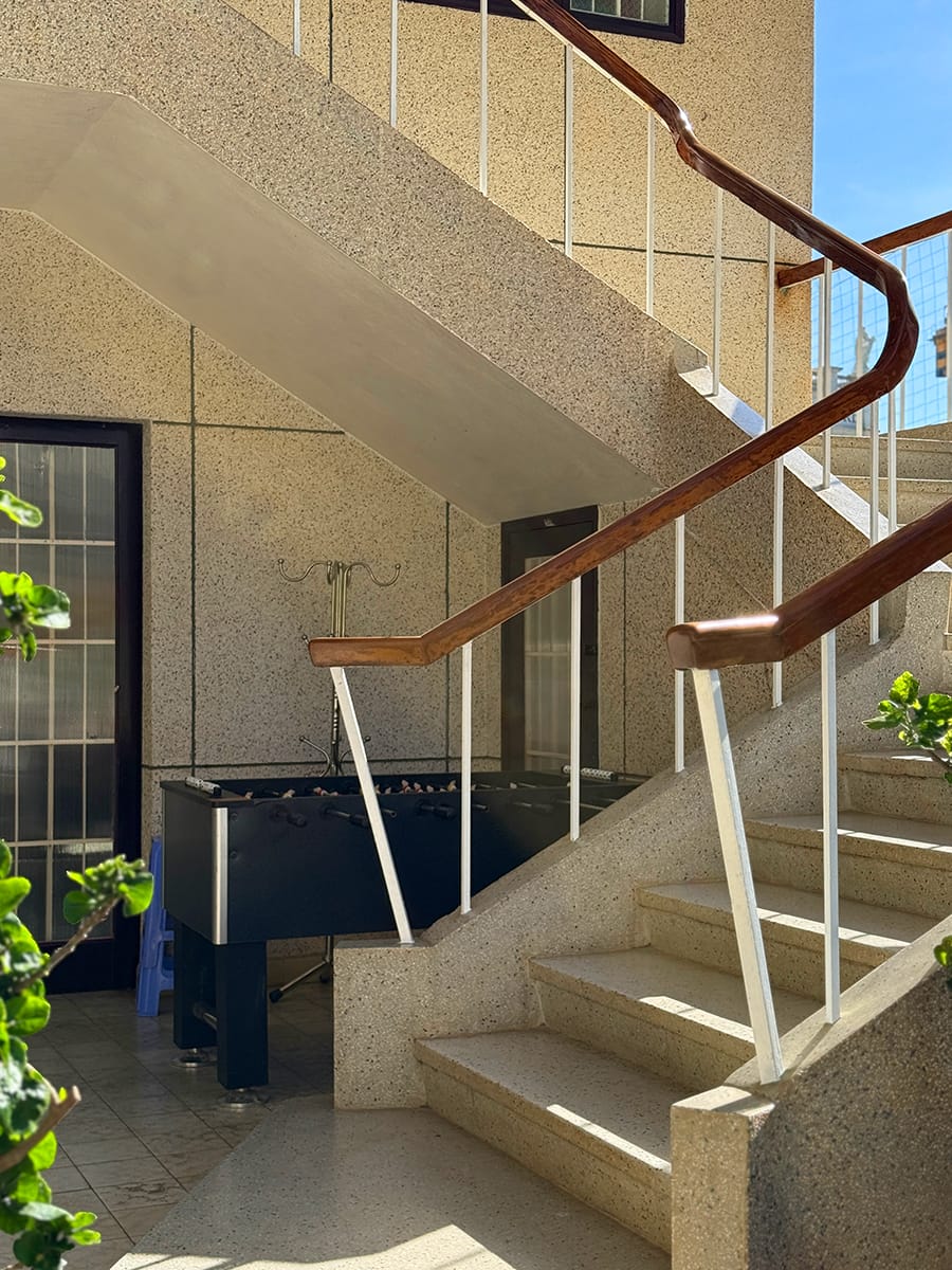 Học viện kỳ ảo trên cao nguyên